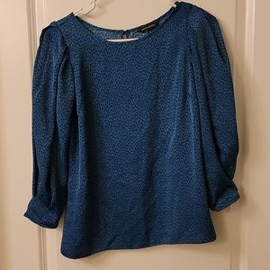 Women's top,  size small,  banana republic